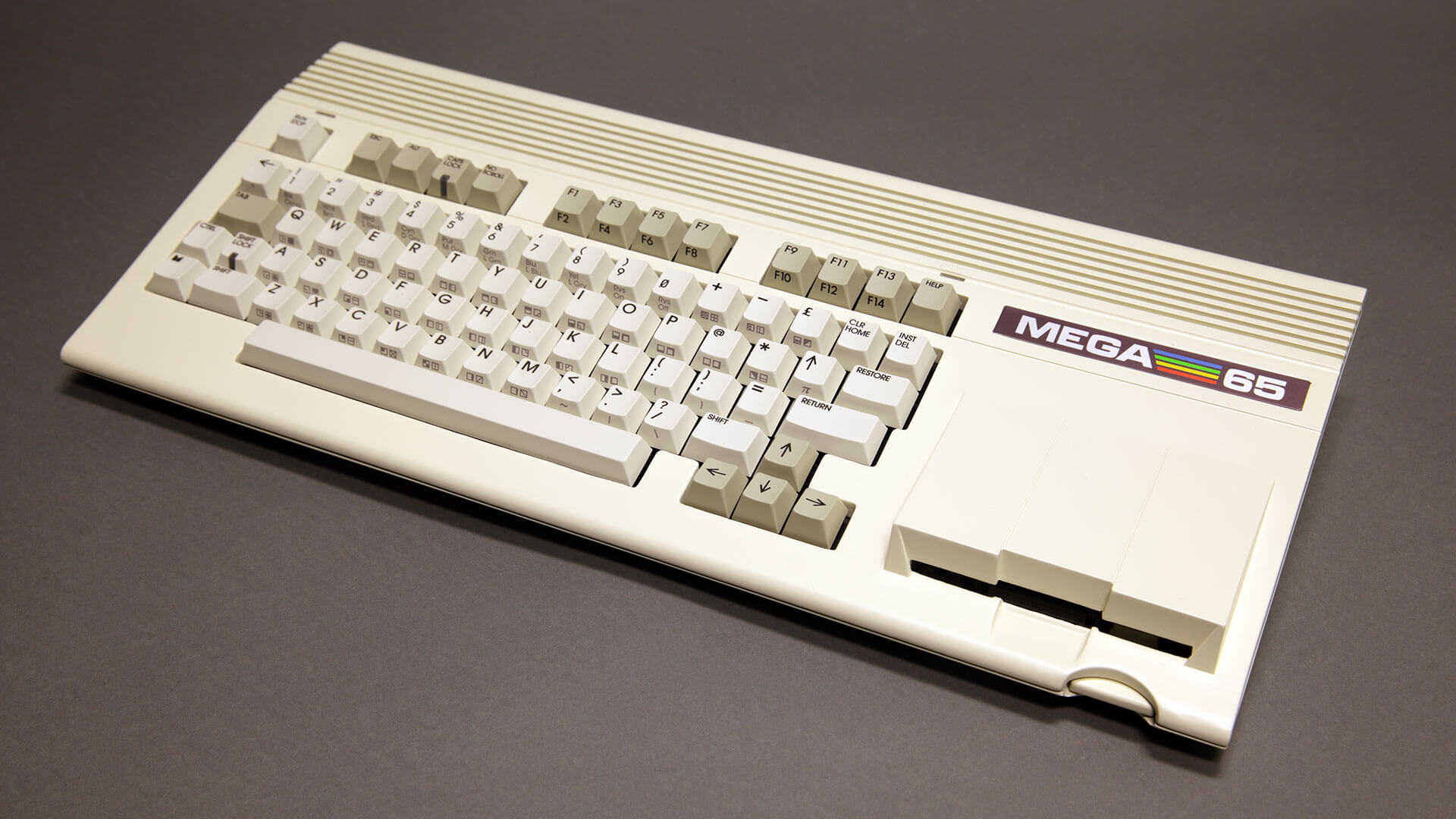 Commodore MEGA65: Nachfolger des C64 bald für Vorbesteller erhältlich