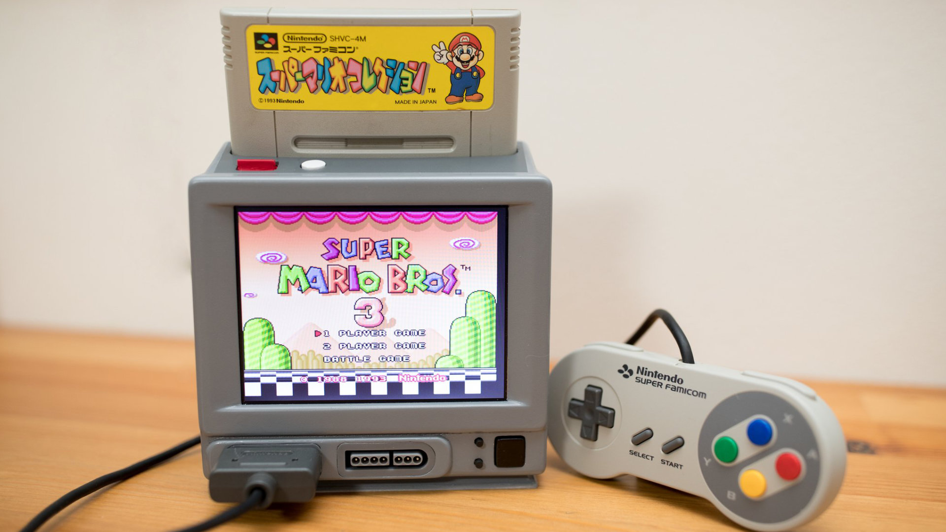 Hobby-Entwickler baut Mini-TV mit integrierter SNES-Konsole