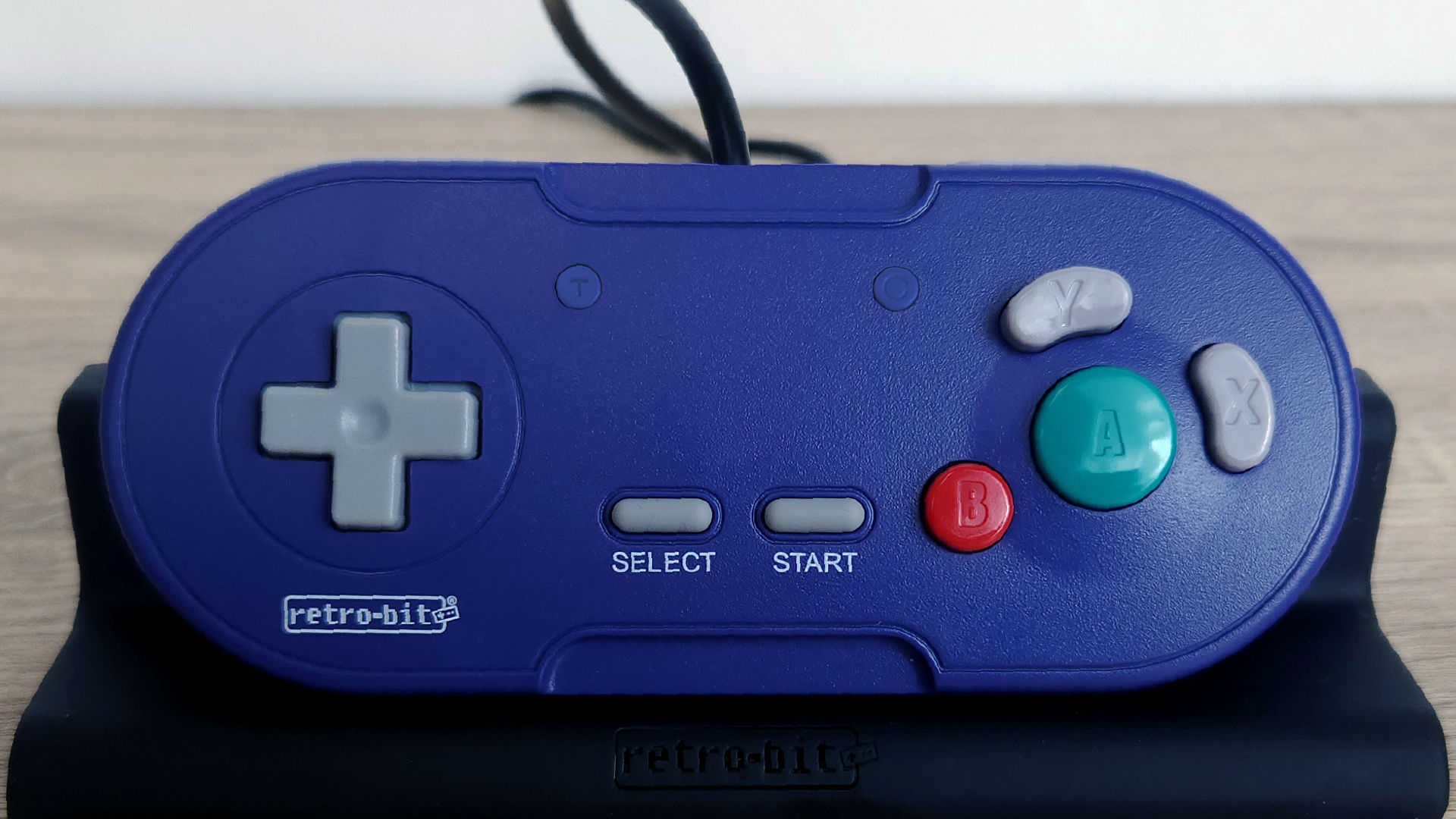 Retro-Bit: GameCube-Gamepad im klassischen SNES-Style