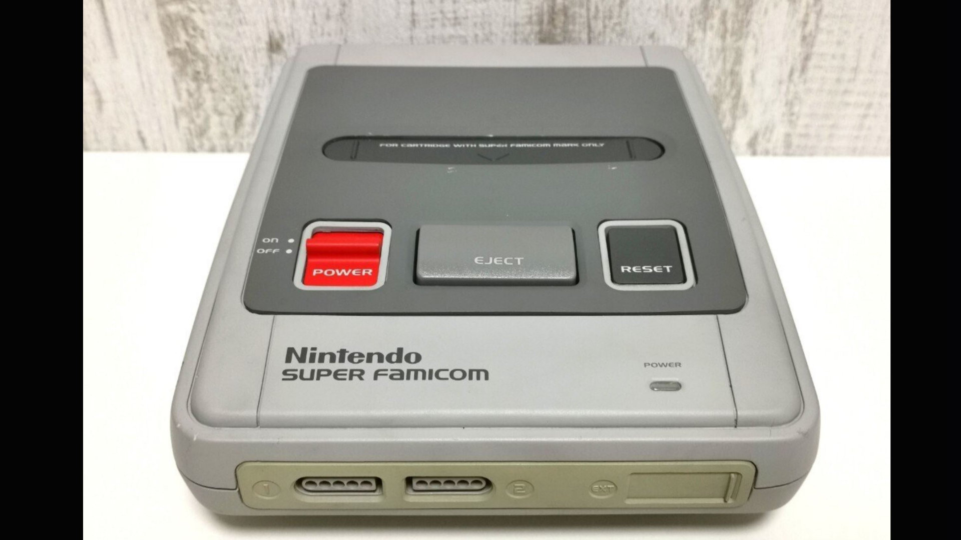 Sammler aufgefasst: Super seltenes SNES unter dem Hammer